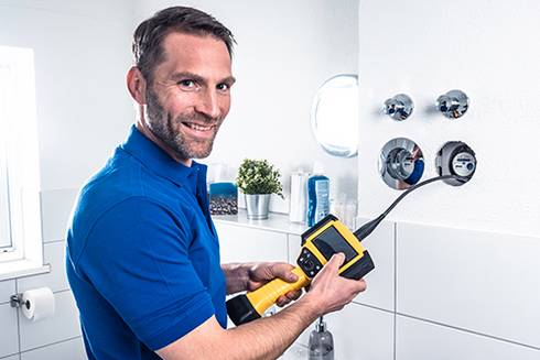 Franchise Locatec: Techniker im Einsatz