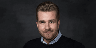 Portrait Christoph Zöller, CEO von Instaffo, der Reverse-Recruiting Plattform